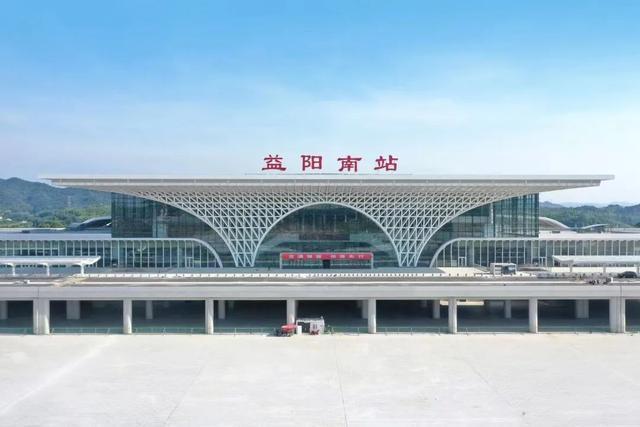 益阳全封闭式小学排名「益阳百度推广到哪里做」
