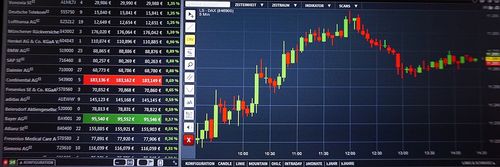 php校友源码技巧_基于微信小轨范的校友林治理系统计算机卒业设计源码LW文档