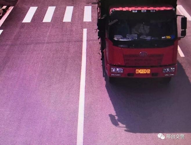 ake6688php技巧_车牌曝光148辆大年夜货车被邢台交警拉入黑名单