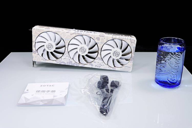 PHP主机机箱装潢技巧_这是我最独特的海景房机箱 Z790 吹雪 S RTX4070Ti 欧泊白装机
