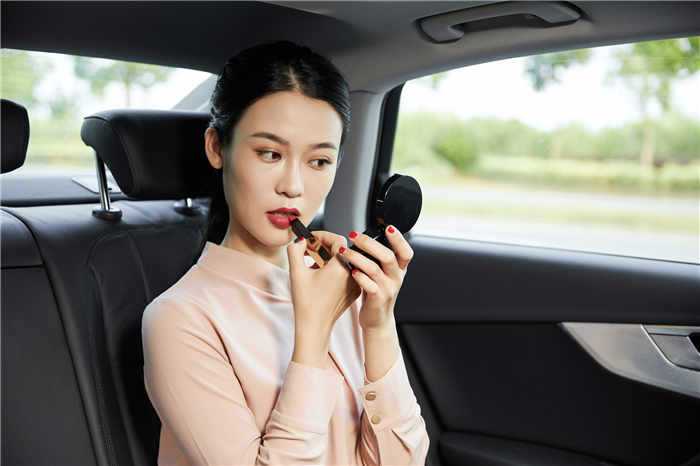 智能咭片php源码技巧_新一代社交咭片智能咭片小轨范源码免费分享助你快速搭建