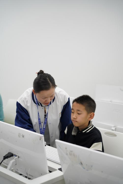介绍i教程网站,个性化学习体验,成就你的梦想之路