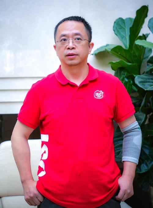 360搜索老板周鸿祎,创新科技引领未来,网络安全守护家园